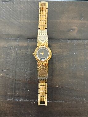 Vintage Raymond Weil 18k Gold Electroplated Bracelet Watch Loose Rhinestones
